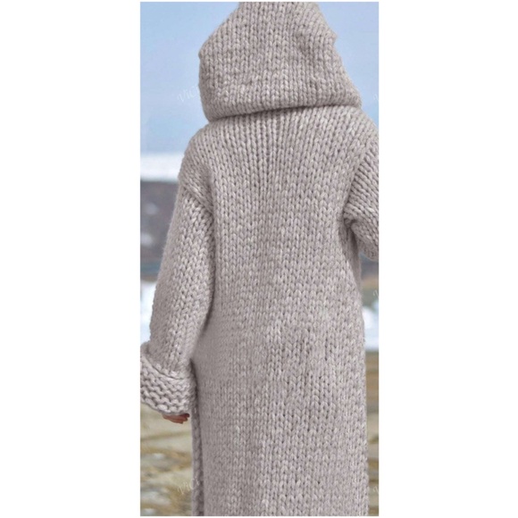 Cozy Grey Chunky Knit Button Down Hoodie Long Cardigan - Picture 3 of 6